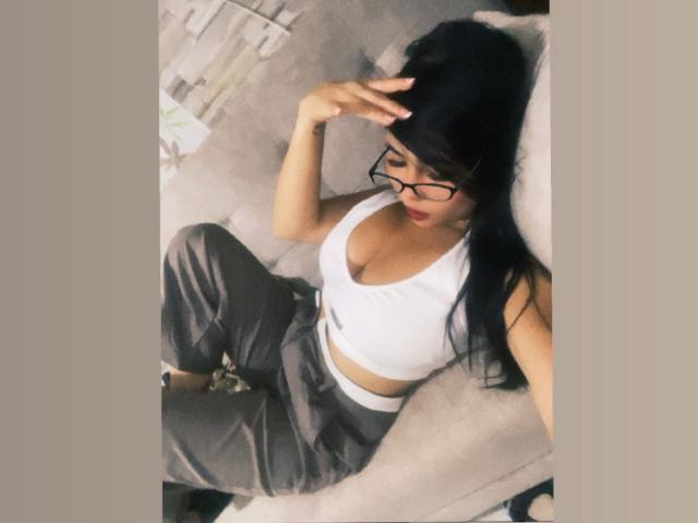 NahomyStone - Porno na żywo i seks kamera - 25300505