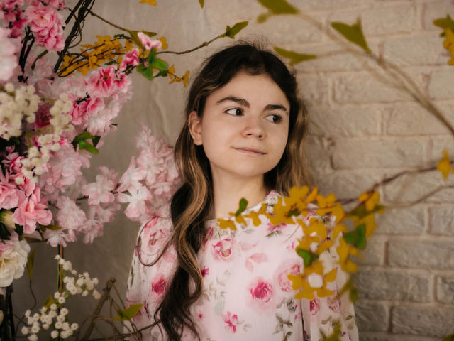 TinaRedly - Live porn &amp; sex cam - 25312477