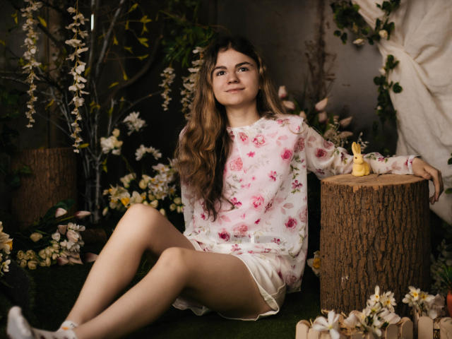 TinaRedly - Porno na żywo i seks kamera - 25312657