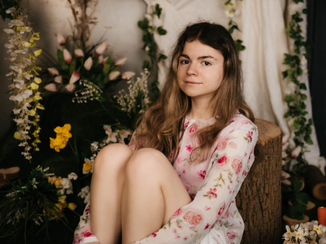 TinaRedly - ライブポルノ&amp;セックスカム - 25313233