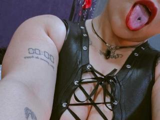 IsisStuart - Live porn &amp; sex cam - 25313505