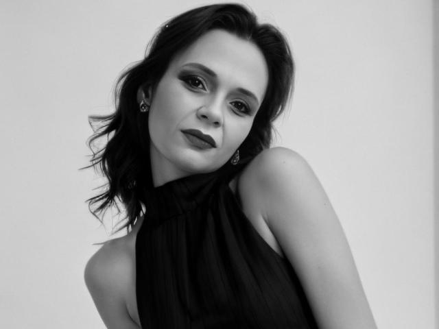 SweeteestJulie - Sexe cam en vivo - 25315277