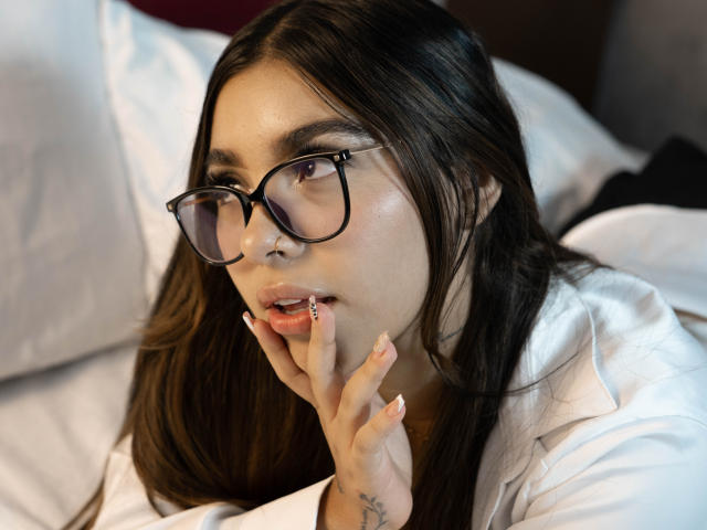 AlissonOwen - Live porn &amp; sex cam - 25318489