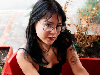 ElizabethRoux - Live porn &amp; sex cam - 25319137