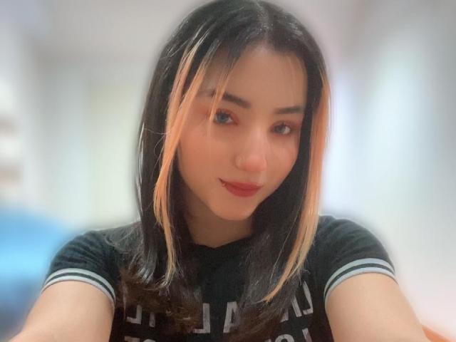 TifanyYivez - Live porn &amp; sex cam - 25320737