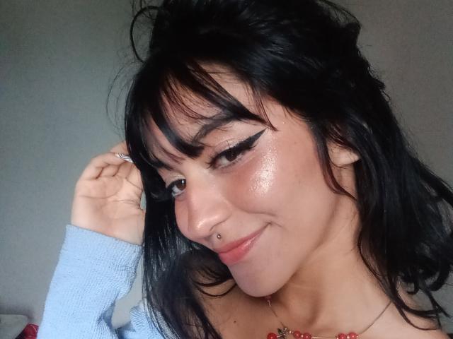 LindaWatsong - Live porn &amp; sex cam - 25321085