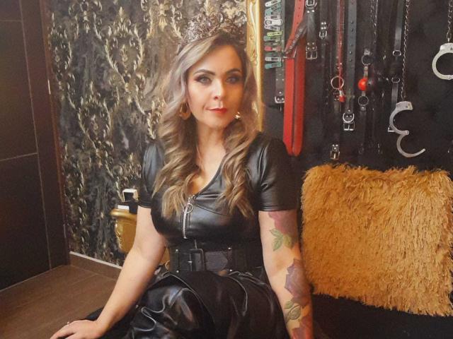 VictoriiaGray - Live porn &amp; sex cam - 25322389