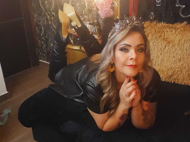 VictoriiaGray - Live porn &amp; sex cam - 25322401