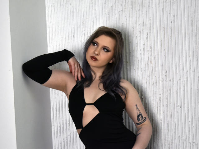 UrsulaAnderson - Sexe cam en vivo - 25323665