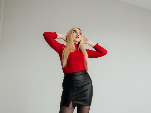 BeatriceFly - Porno na żywo i seks kamera - 25327537