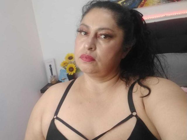 Keyla69Hot - Porno na żywo i seks kamera - 25328789