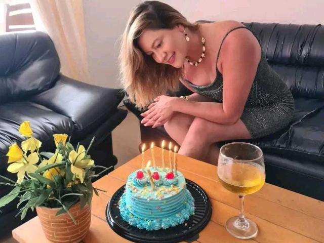 ChanellTaylorS - Live porn &amp; sex cam - 25329321