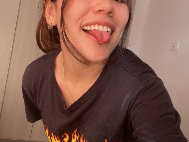 SophiaMarx - פורנו בשידור חי ומצלמת סקס - 25329877