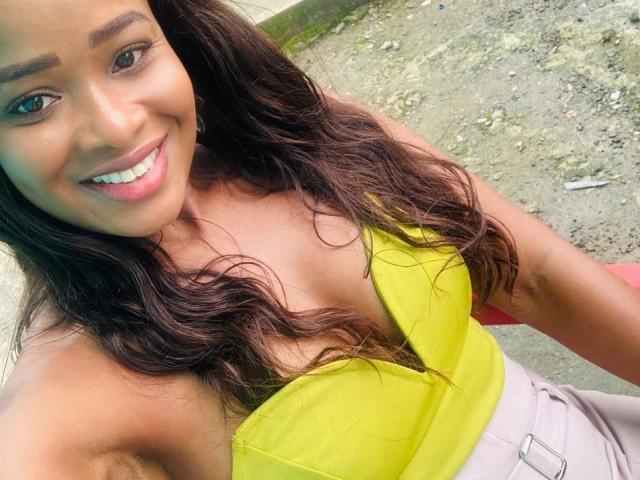 AmbarSm - Live porn &amp; sex cam - 25332433