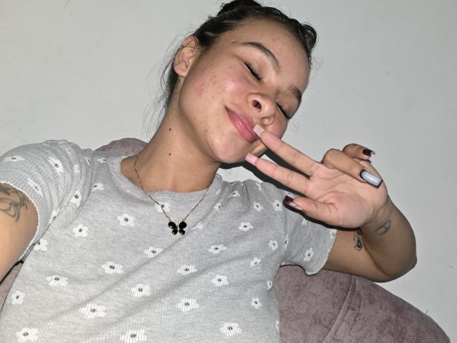 NoaStewart - פורנו בשידור חי ומצלמת סקס - 25333013