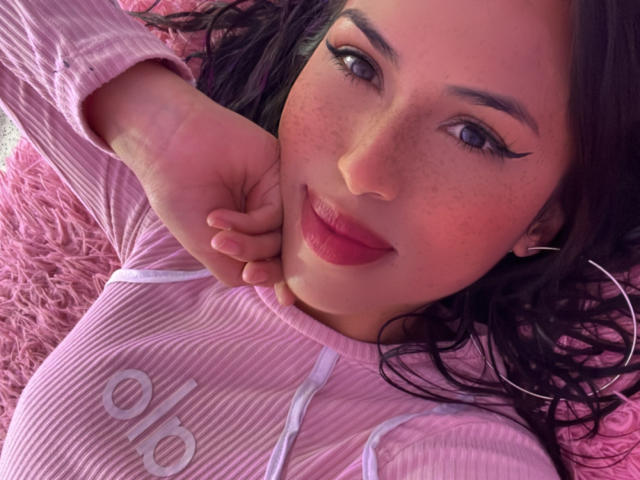 MyaaTyler - Live Sex Cam - 25334373