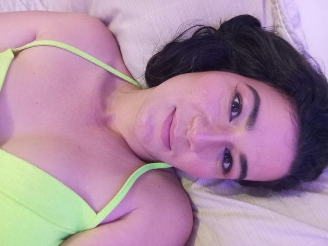 YessiSoto - Live porno og sexkamera - 25335397