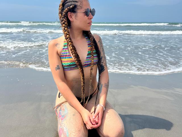 HellenK - Live Sex Cam - 25337869