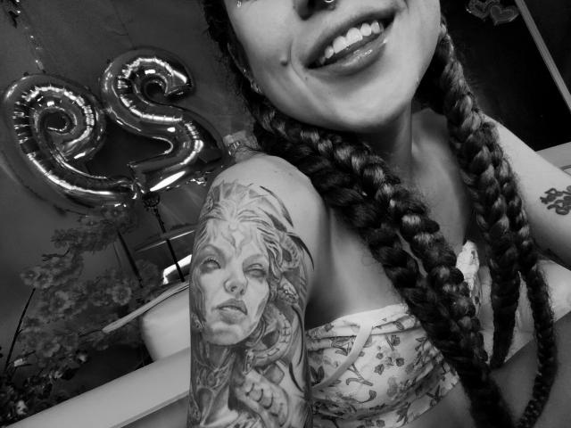 HellenK - сексуальная веб-камера в реальном времени - 25338425