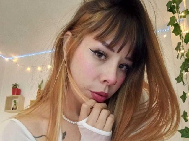 AriiannaHot - Live sex cam - 25340341