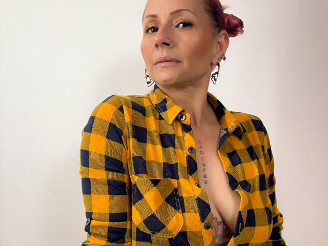 GiselleDunn - Camera khiêu dâm &amp; quyến rũ trực tiếp - 25341049