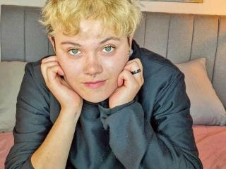 MeganC - Live porn &amp; sex cam - 25344329