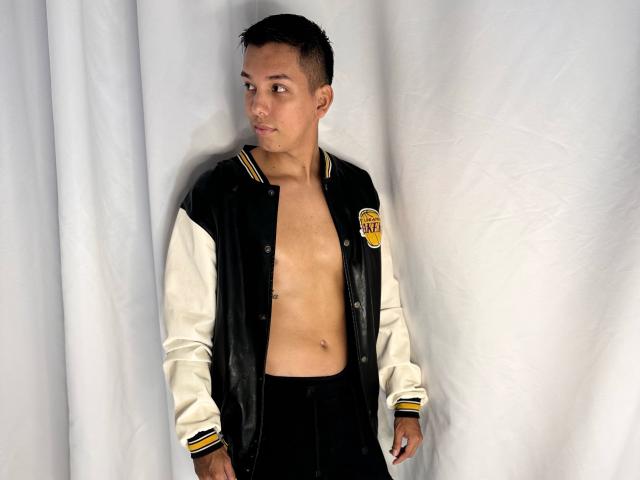 EdwinBlaze - Live sexe cam - 25345701