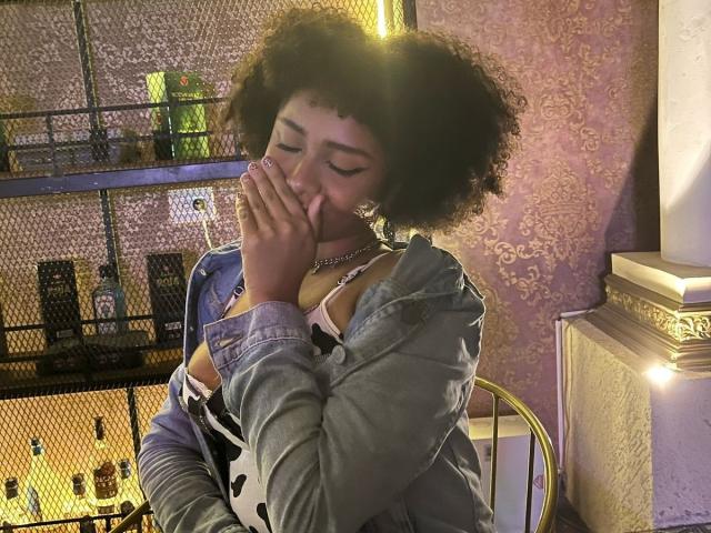 MeganWlliams - Live sex cam - 25347785