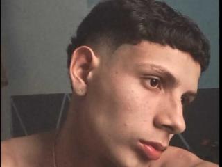 ChristianRosan - Live porn &amp; sex cam - 25349969