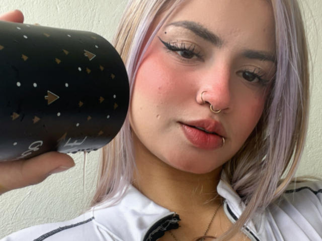 AlexaThoms - Live porn &amp; sex cam - 25354973