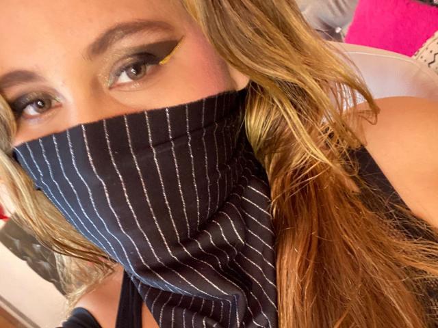 SalmaAzaman - Live porn &amp; sex cam - 25355797