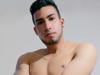 MattewScott - Live porn &amp; sex cam - 25357225
