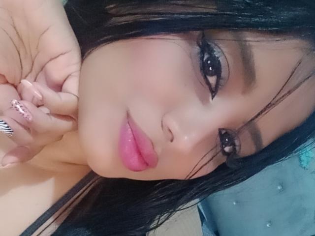 MariaCatalina - פורנו בשידור חי ומצלמת סקס - 25358645