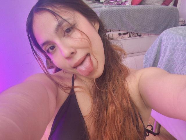 AmberlStha - сексуальная веб-камера в реальном времени - 25359873