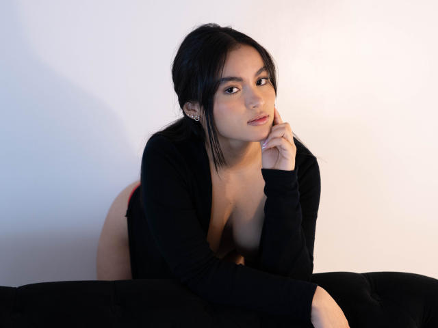 MiiaPalmer - Live sex cam - 25362713