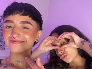 RileyAndAlexa - Live porn &amp; sex cam - 25364769