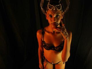 AllyMills - Live porn &amp; sex cam - 25367929