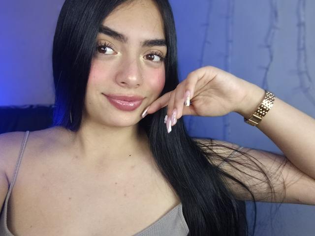 EmaRosee - Live porn &amp; sex cam - 25371105