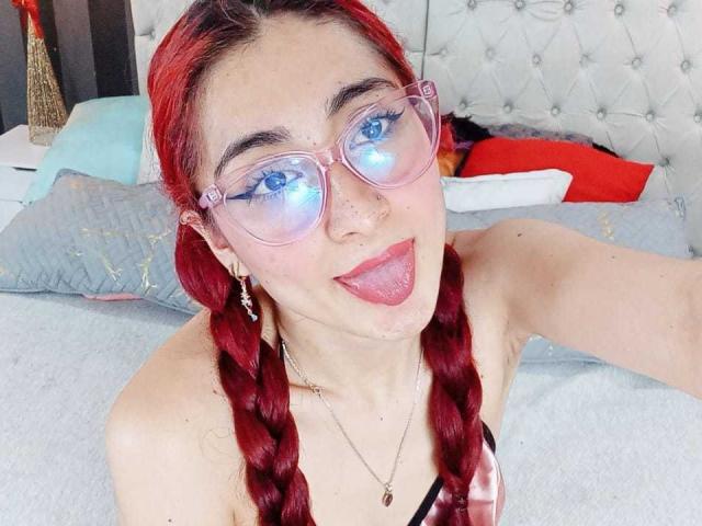 VictoriaMillar - Live porn &amp; sex cam - 25371489