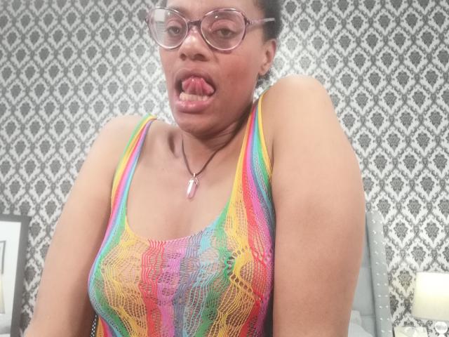 MatildaLujan - Sexe cam en vivo - 25371621
