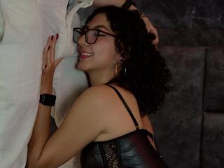 VanillaHotG - Live porn &amp; sex cam - 25371761
