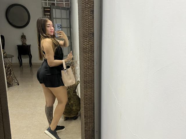 SharonKlart - Live porn &amp; sex cam - 25374385