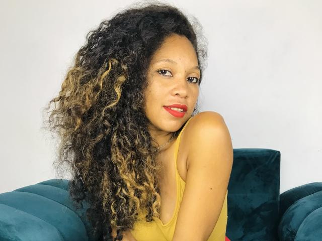 CoeurNoir - Live porn &amp; sex cam - 25376789