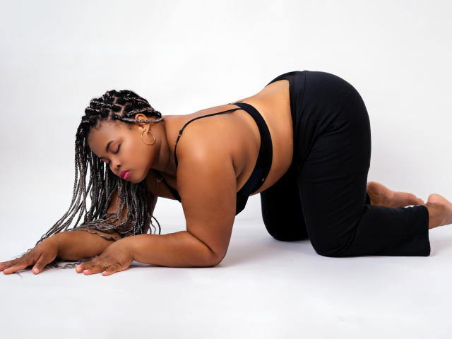 AndreinaTapias - Live porn &amp; sex cam - 25377573