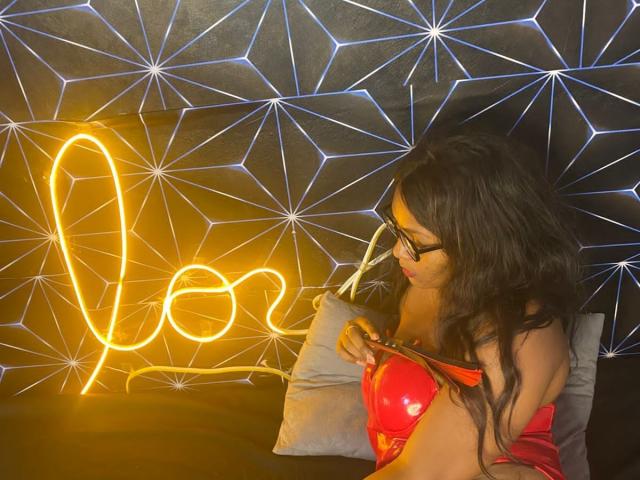 LaMaitresseRouge - Live porn &amp; sex cam - 25383721