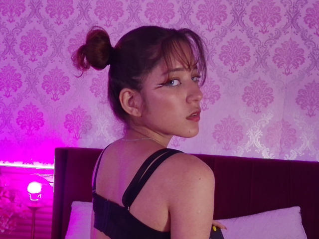 MiaSinclairX - Live porno og sexkamera - 25388933