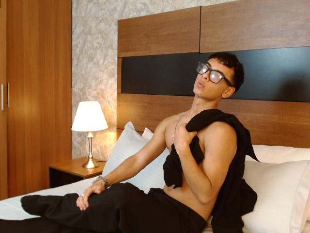 BrianOconor - Live porn &amp; sex cam - 25391145