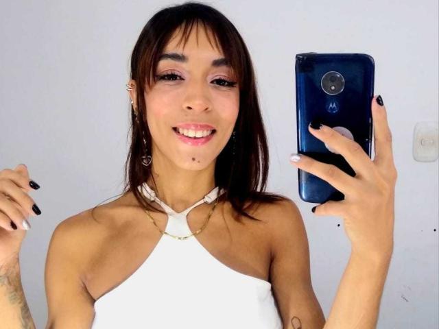 LiaClarksonn - Sexe cam en vivo - 25394173