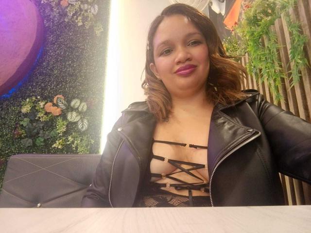 BiancaMorettii - Live Sex Cam - 25395493
