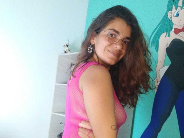 BulmaHot - פורנו בשידור חי ומצלמת סקס - 25400029